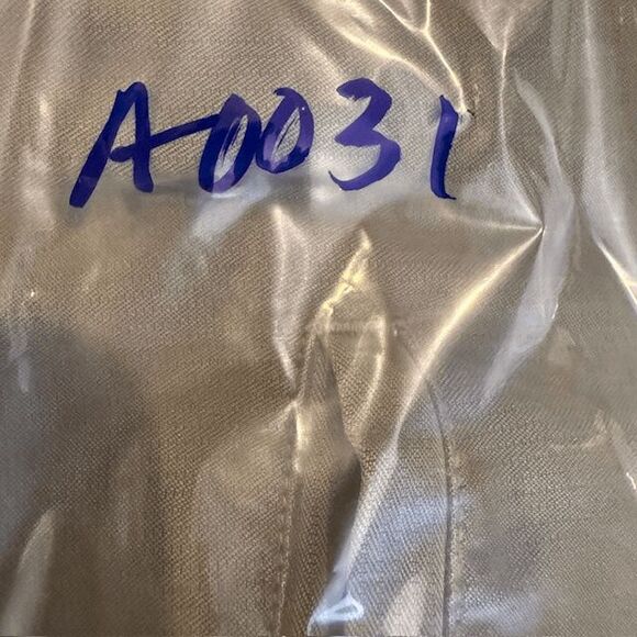 Tommy Bahama 100% Silk Men's Shorts Olive Green Flat Front Relax Size 40 - Picture 10 of 10